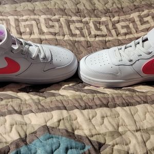 Nike Court borough low shoes